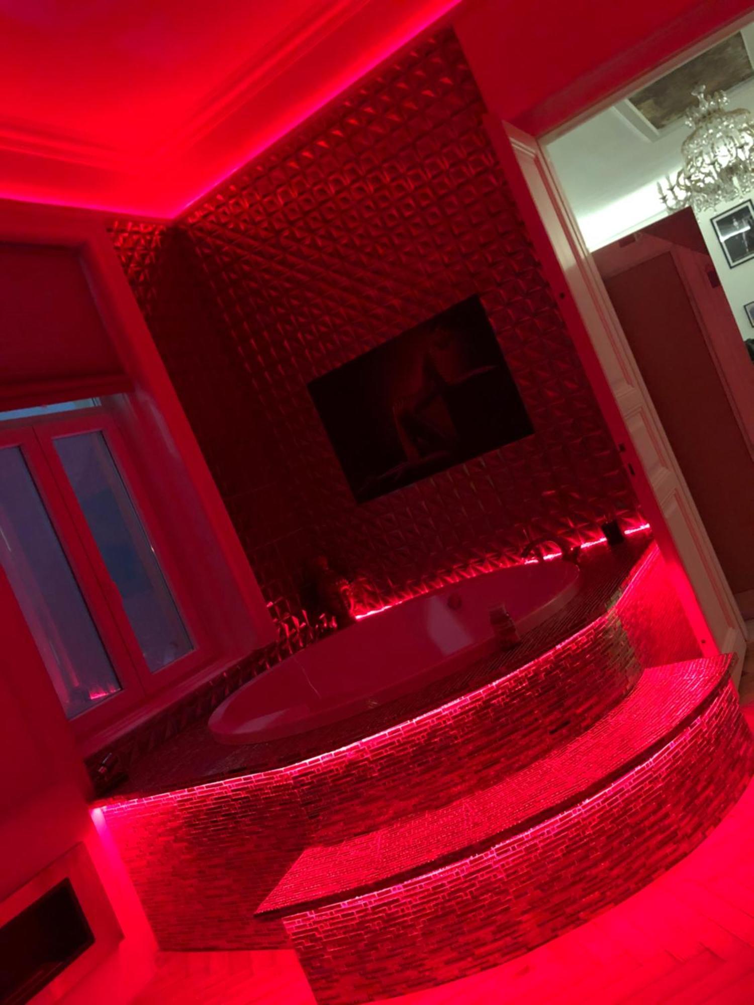 Apartment Eye Presidential With Jacuzzi & Sauna *